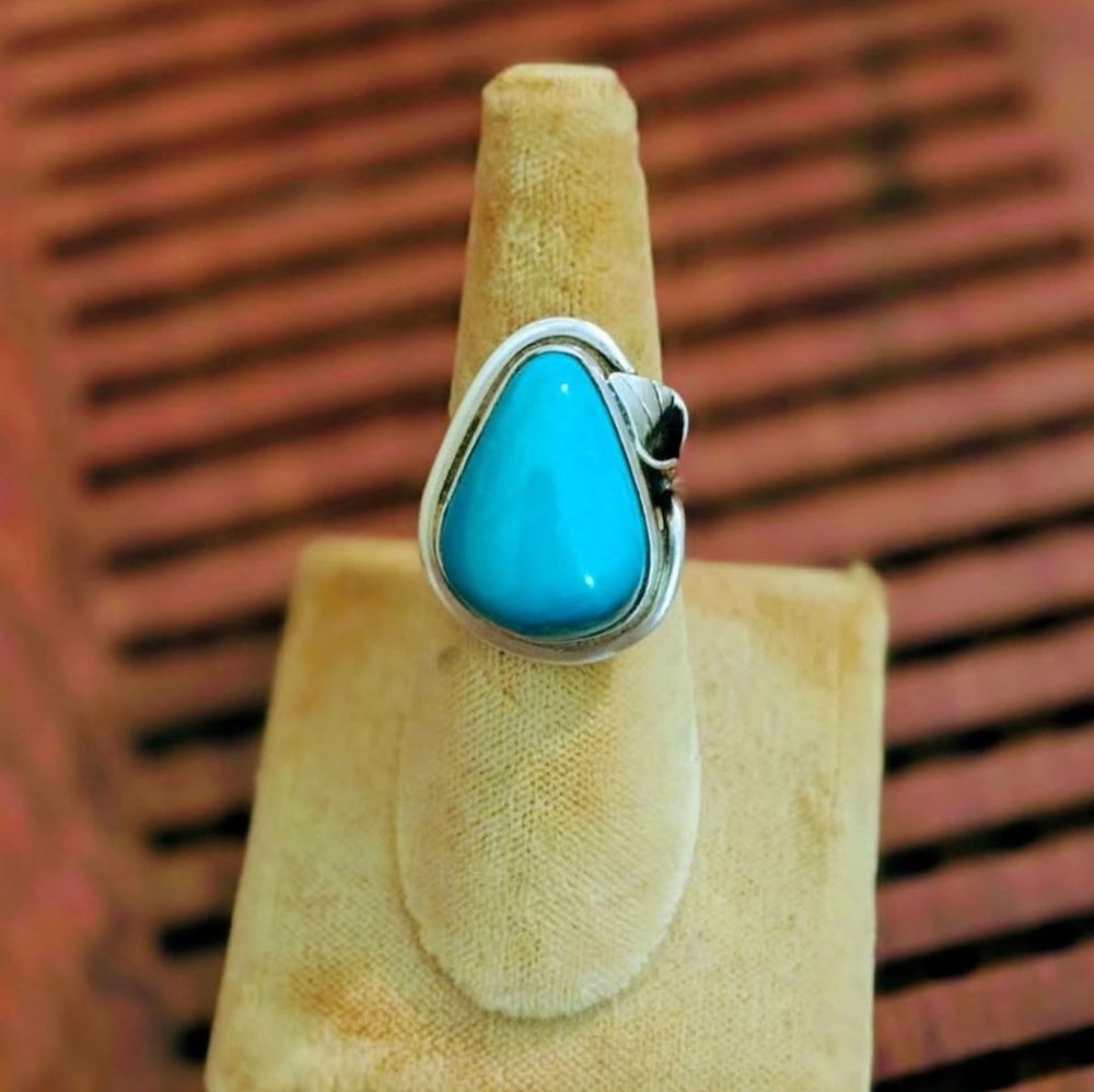 Vintage Sterling Silver Turquoise Ring Size 6.5